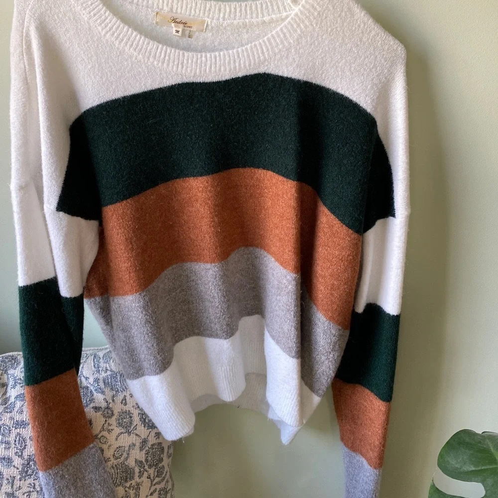 Colorblock Sweater - Picture 1 of 7